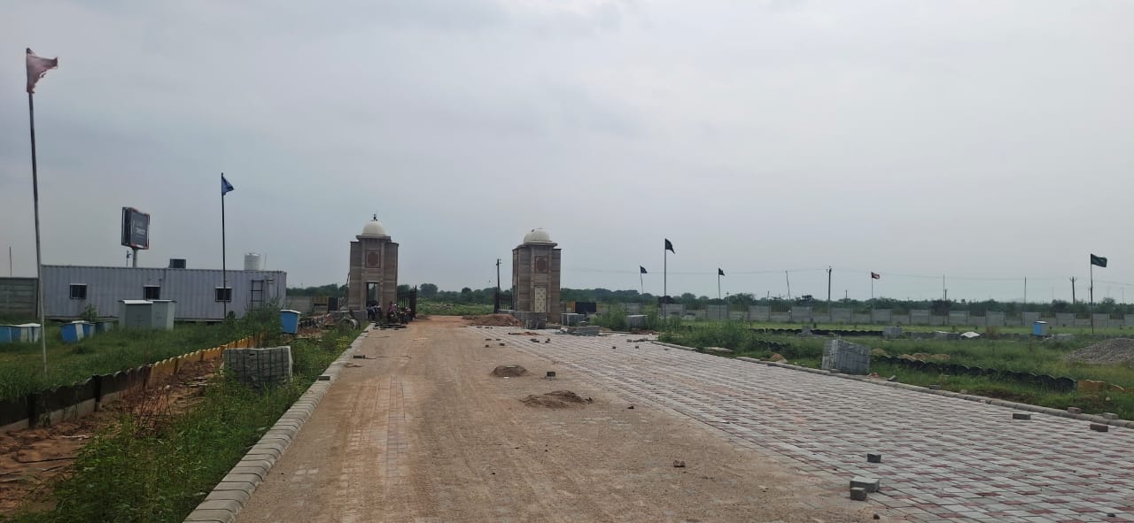 Plot For Sale in Galaxy Star City