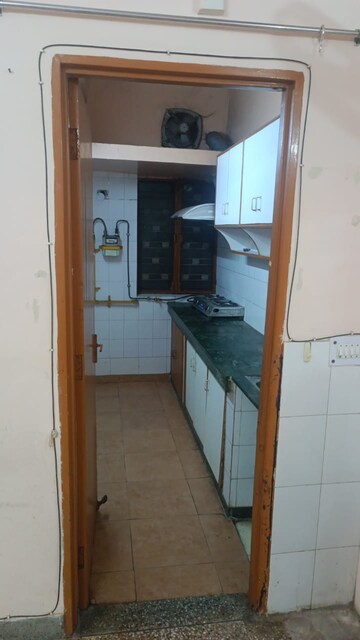 Kitchen in 2 BHK Builder Floor at Chittaranjan Park – for Rent