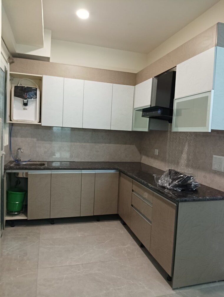 Kitchen, ska-divya-towers 3 Bedroom 1350 Sq.Ft. Apartment In Sector 16 Greater Noida Greater Noida 9122167