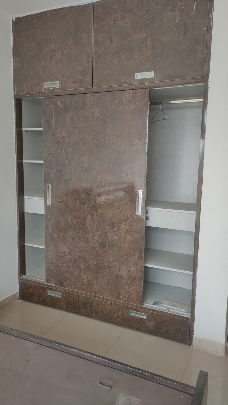 Room, avl-36-gurgaon 2 Bedroom 606 Sq.Ft. Apartment In Sector 36 Gurgaon 9122142