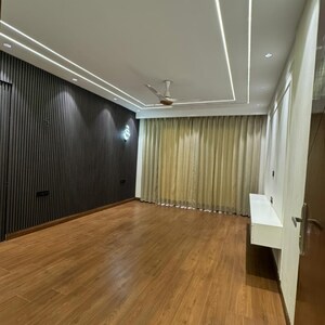 Room in 4 BHK Builder Floor at Anant Raj The Estate Residences, Sector 63a – for Sale