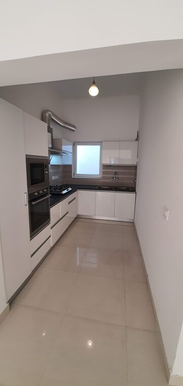 Kitchen in 3 BHK Villa at Paramount Golfforeste Villas, Zeta I Greater Noida – for Sale