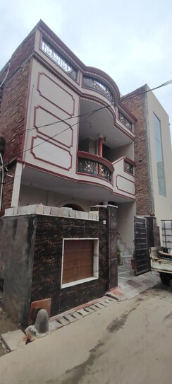 2.5 BHK + Pooja Room,Study Room Independent House For Sale in Sector 10