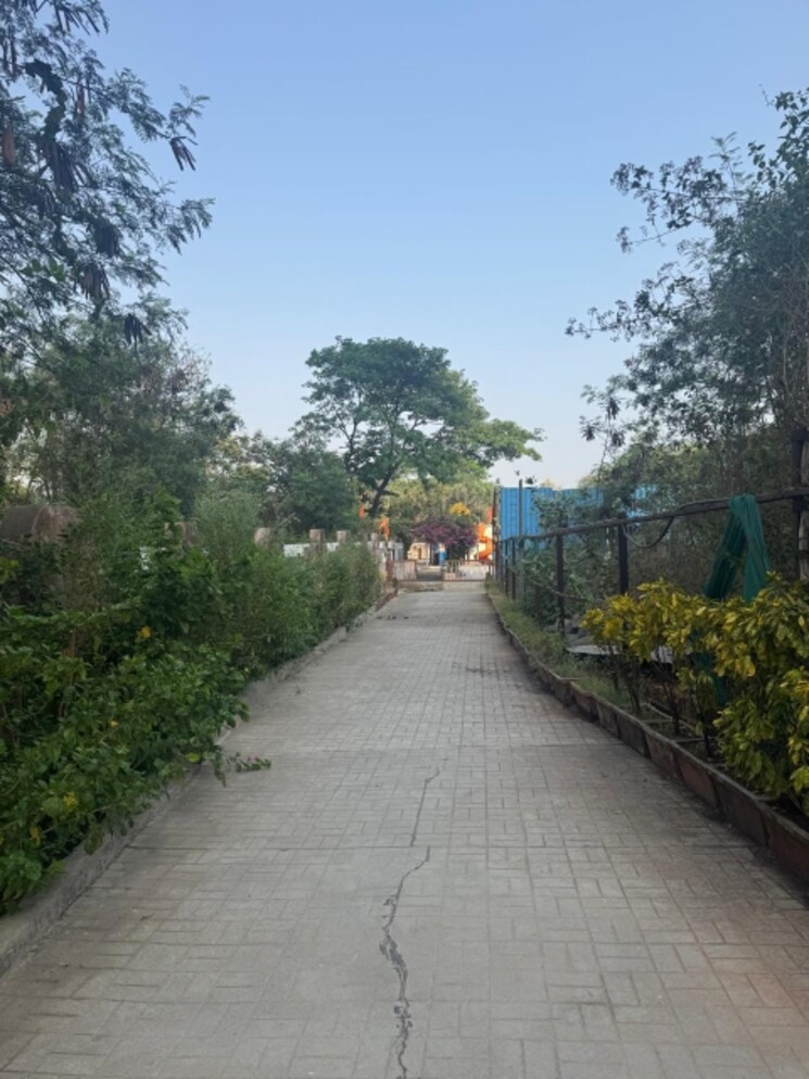 Balcony, lodha-luxuria 2 Bedroom 750 Sq.Ft. Apartment In Majiwada Thane 9122204