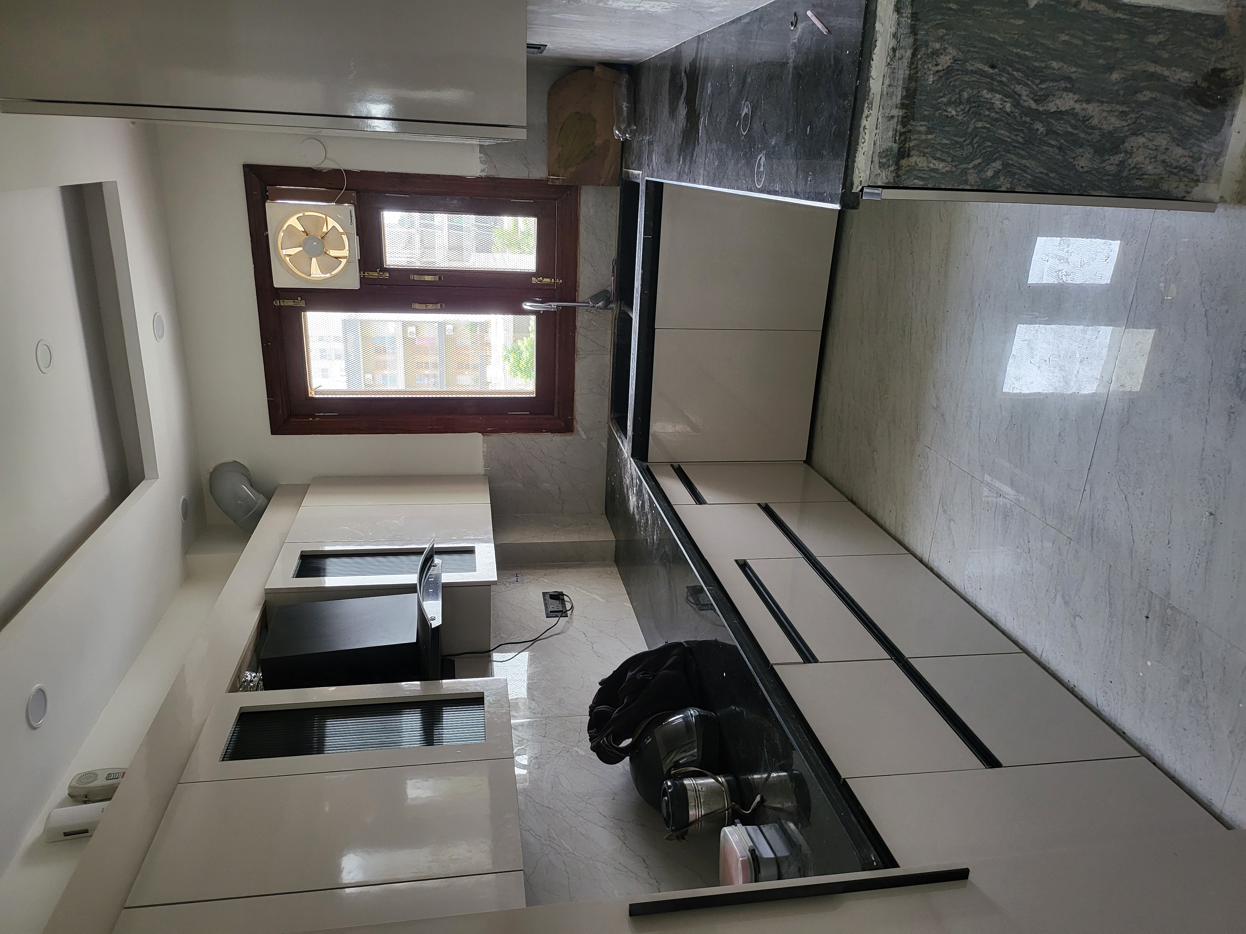 3 BHK 1350 Sq.Ft. Builder Floor in BPTP District