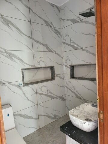 Master Bedroom in 3 BHK Builder Floor at BPTP District, Sector 81 – for Rent