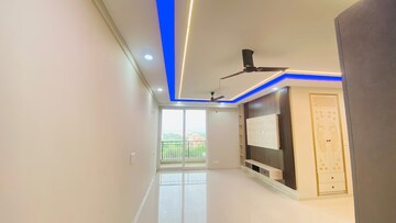 Furnished Amenities in 3 BHK Apartment at DLF Hyde Park, South Mullanpur – for Rent