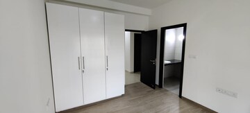 Room in 3 BHK Apartment at Sobha City Gurgaon, Sector 108 – for Rent
