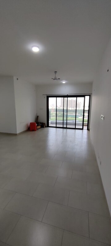 Room in 3 BHK Apartment at Sobha City Gurgaon, Sector 108 – for Rent
