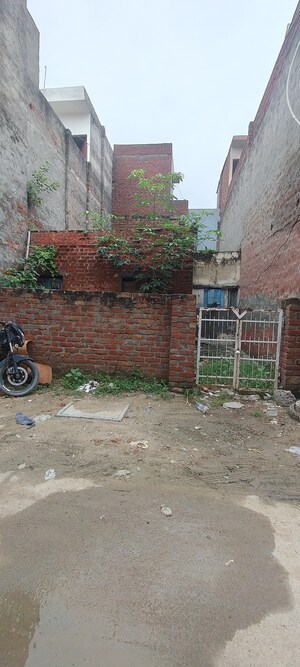  Plot For Sale in Sector 10