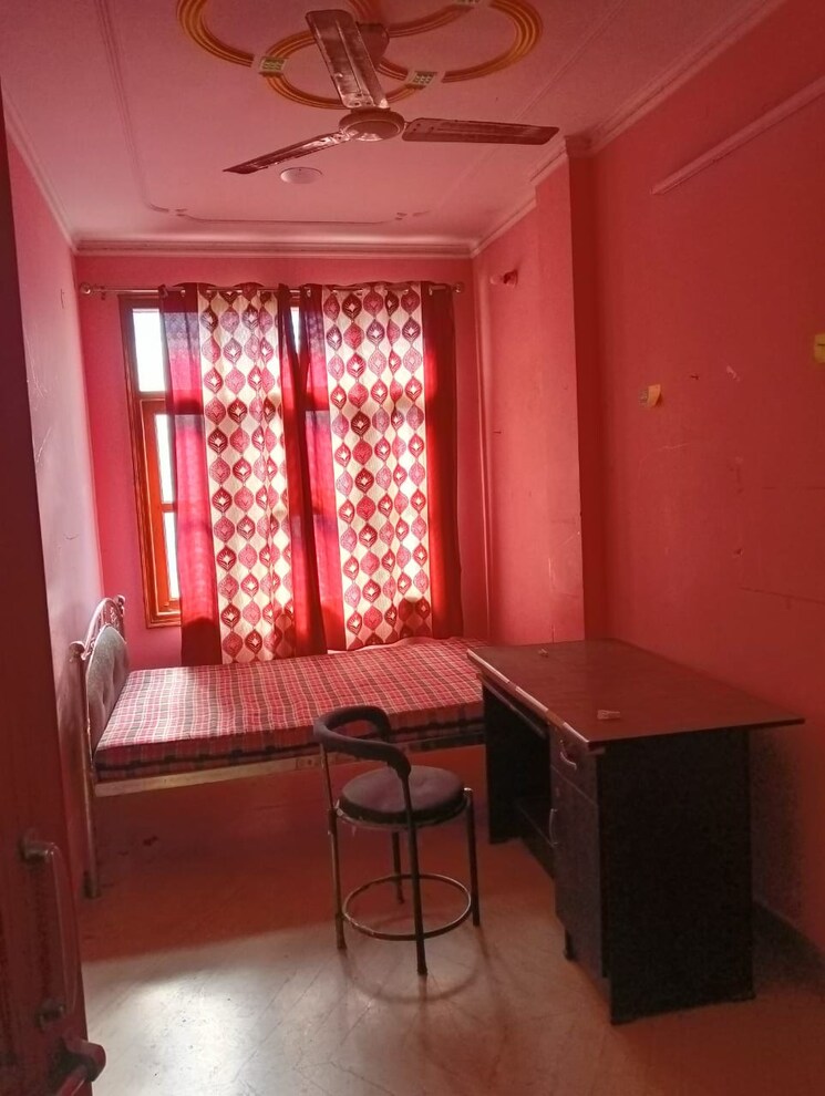 Living Room, karol bagh 1 RK 650 Sq.Ft. Apartment In Karol Bagh Delhi 9122226