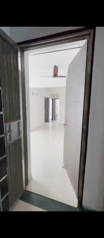 Building Lobby in 3 BHK Apartment at Wall Rock Aishwaryam, Sector 16c Greater Noida – for Sale