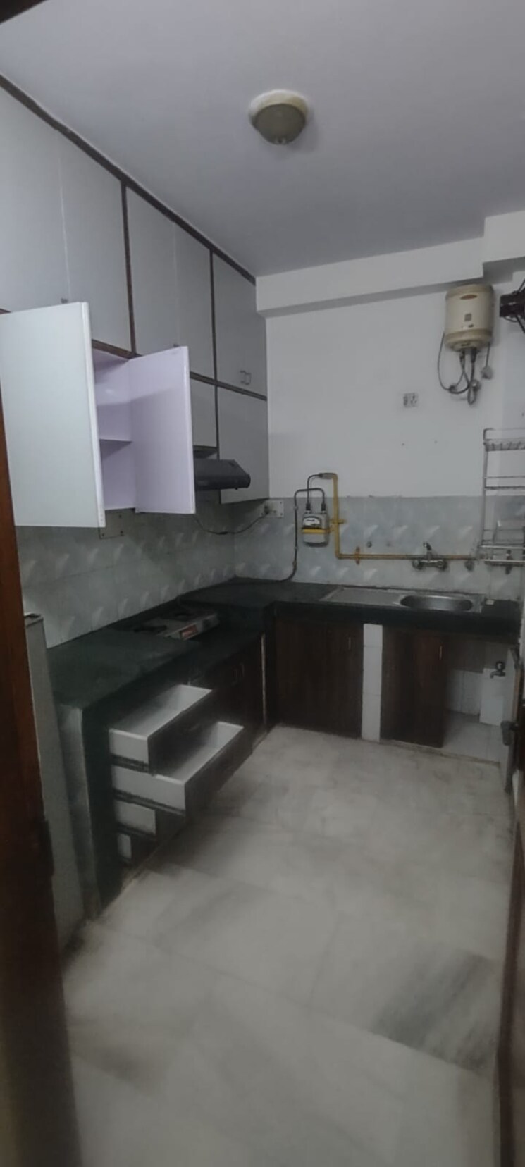 Kitchen, malviya nagar 3 Bedroom 125 Sq.Yd. Builder Floor In Malviya Nagar Delhi 9122255