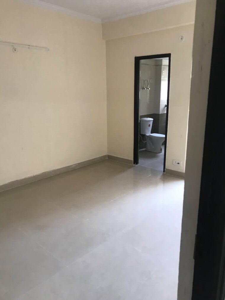 Room, gardenia-golf-city 3 Bedroom 1350 Sq.Ft. Apartment In Sector 75 Noida 9122240