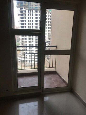 Room in 3 BHK Apartment at Gardenia Golf City, Sector 75 – for Sale