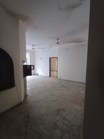 Kitchen in 3 BHK Builder Floor at RWA Apartments Sector 50, Sector 50 – for Rent