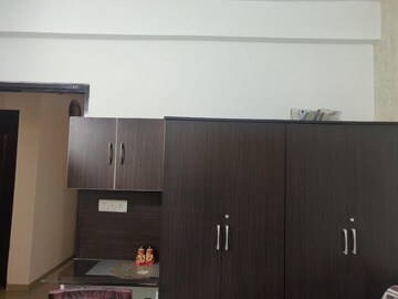 Furnished Amenities in 3 BHK Builder Floor at Omaxe R2, Gomti Nagar – for Rent