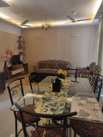 Living Room in 3 BHK Builder Floor at Omaxe R2, Gomti Nagar – for Rent