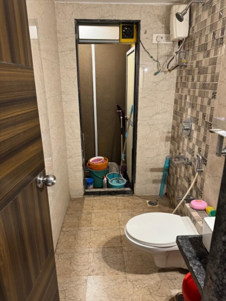 Bathroom, kapleshwara-pinnacle-gloria 2 Bedroom 681 Sq.Ft. Apartment In Kolshet Thane 9122330