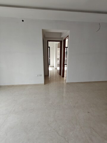 Room in 2 BHK Apartment at Prem Sagar Premises, Khar West – for Sale