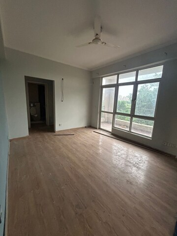Room in 3 BHK Apartment at Raheja Navodaya, Sector 95 – for Rent