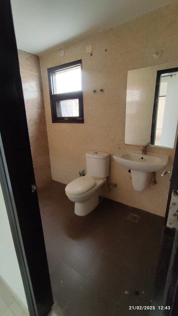 Attached Bathroom in 3 BHK Apartment at Omaxe Silver Birch, North Mullanpur – for Rent