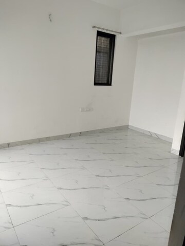 Room in 2 BHK Apartment at Raymond Ten X Habitat, Pokhran Road No Two – for Sale
