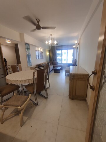 Living Room in 2 BHK Apartment at Highland CHS, Pali Hill – for Rent