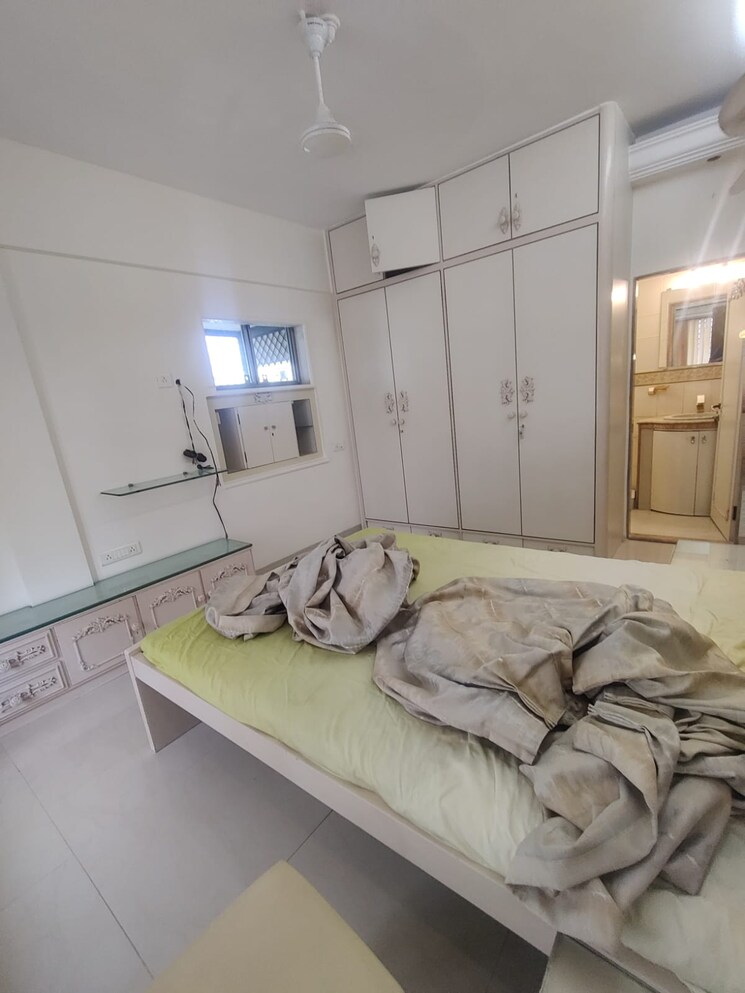 Bedroom, highland-chs 2 Bedroom 1200 Sq.Ft. Apartment In Pali Hill Mumbai 9122434