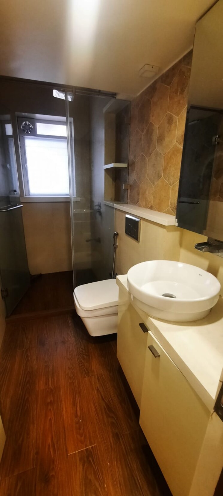 Bathroom, springfield-apartment-pali-hill 2 Bedroom 1250 Sq.Ft. Apartment In Pali Hill Mumbai 9122437