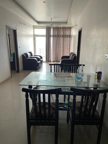 Living Room in 3 BHK Apartment at Gomti Nagar – for Rent