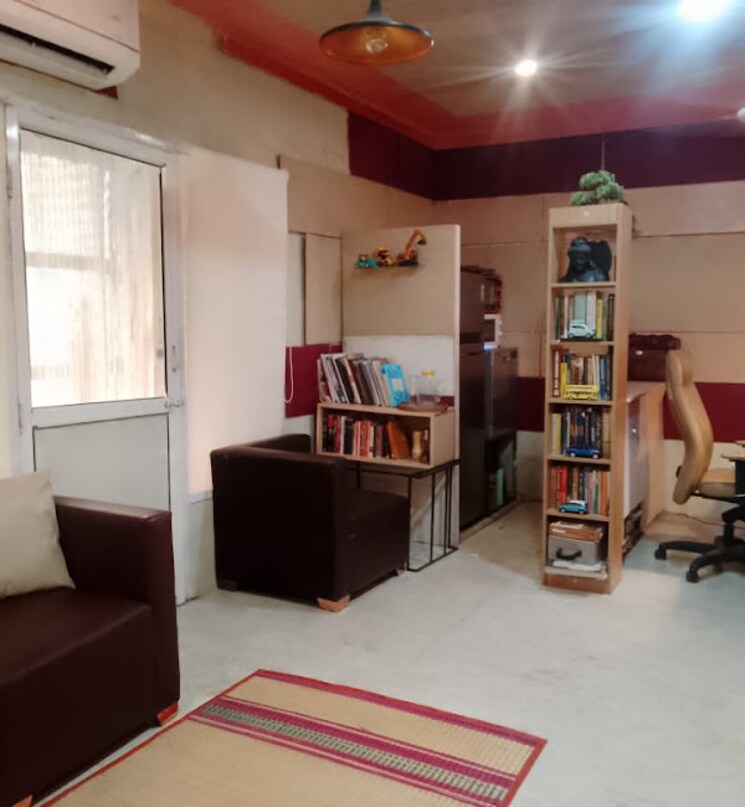 Room, industrial area phase 2 Commercial Office Space in IT/SEZ 3200 Sq.Ft. In Industrial Area Phase 2 Noida 9122469