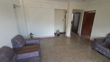 Room in 2 BHK Apartment at Surobhi Kunj, Tingre Nagar – for Rent