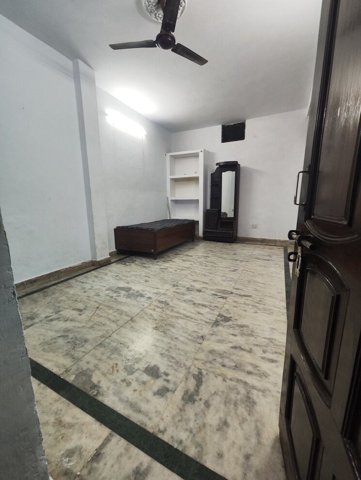 Bedroom, katwaria sarai 1 Bedroom 350 Sq.Ft. Apartment In Katwaria Sarai Delhi 9122551