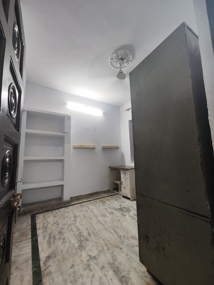 Room, katwaria sarai 1 Bedroom 350 Sq.Ft. Apartment In Katwaria Sarai Delhi 9122551