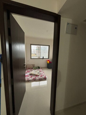 Room in 2 BHK Apartment at Kharadi – for Rent
