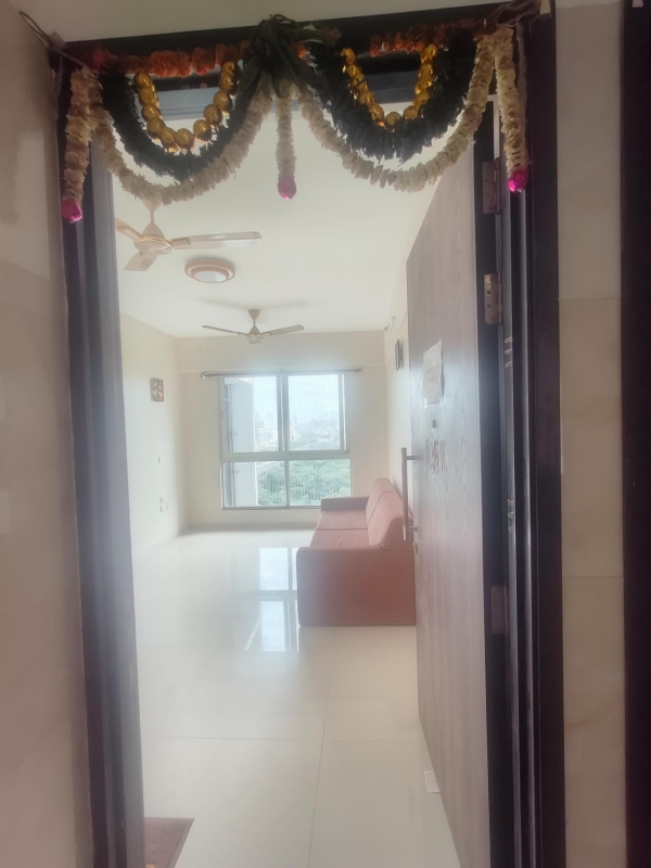 2 BHK + Extra Room Apartment For Rent in Sheth Zuri
