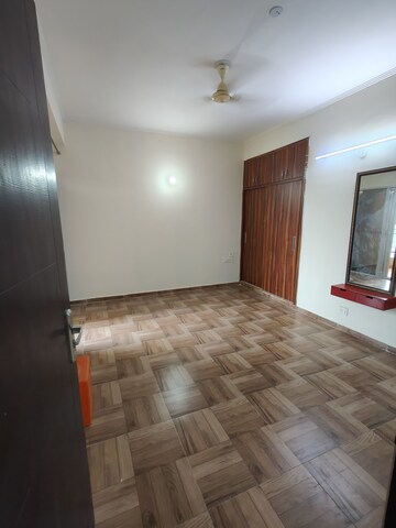 3 BHK Apartment For Sale in Amrapali Golf Homes, Sector 4 Greater Noida