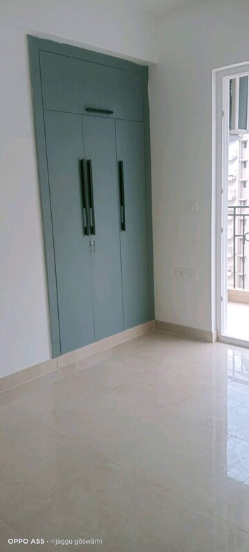Room in 3 BHK Apartment at ATS Nobility, Sector 4 Greater Noida – for Rent