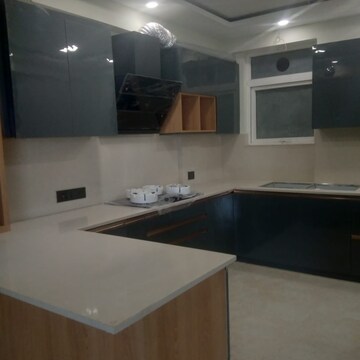 Kitchen in 1 BHK Builder Floor at Sector 9 – for Rent