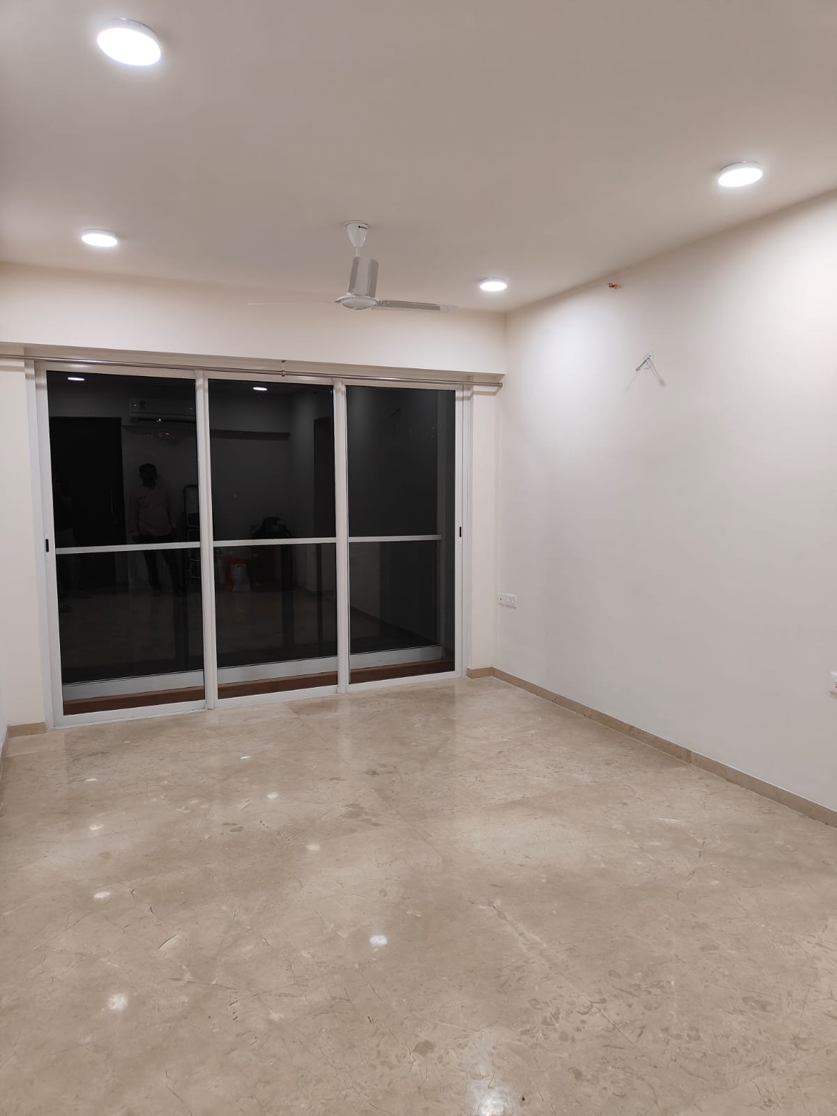 2 BHK Apartment For Rent in Indiabulls One Indiabulls