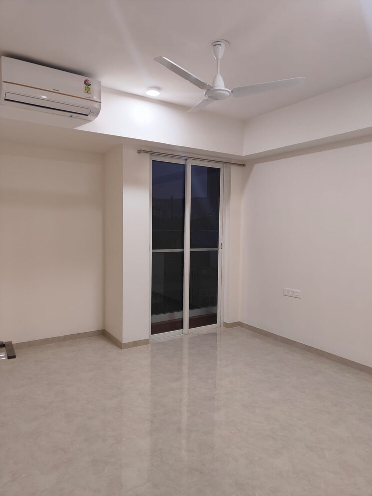 Room, indiabulls-one-indiabulls 2 Bedroom 750 Sq.Ft. Apartment In Pokhran Road No Two Thane 9122585