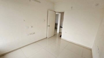 Room in 1 BHK Apartment at Rohan Abhilasha 2, Wagholi – for Rent