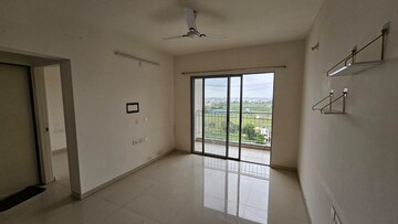 Room in 1 BHK Apartment at Rohan Abhilasha 2, Wagholi – for Rent
