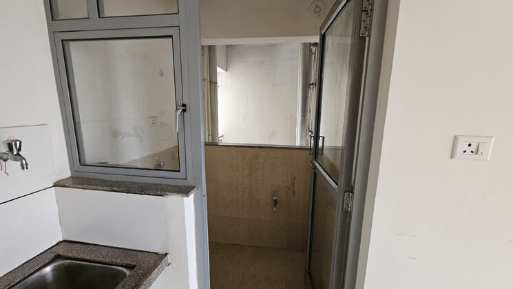 Bathroom, rohan-abhilasha-2 1 Bedroom 407 Sq.Ft. Apartment In Wagholi Pune 9122595