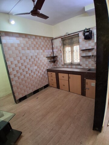 Room in 1 BHK Apartment at Suman Sudha Apartment, Ghatkopar East – for Rent