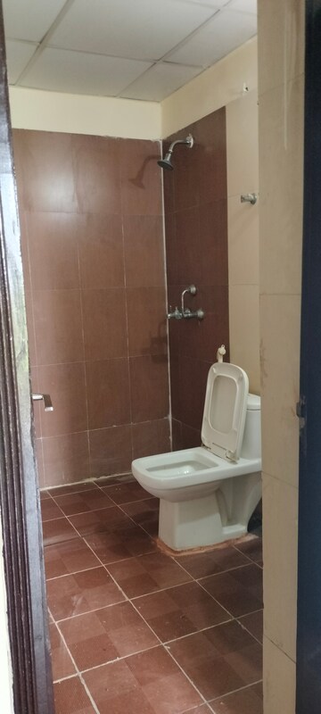 Bathroom in 2 BHK Apartment at Aims Golf Avenue II, Sector 75 – for Rent