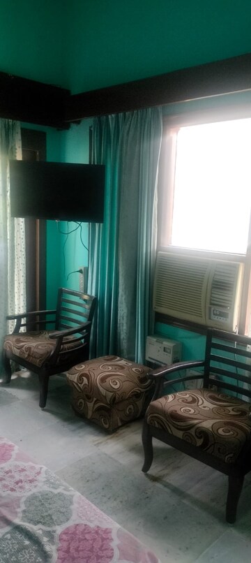 Living Room in 2 BHK Independent House at Sector 8 – for Rent