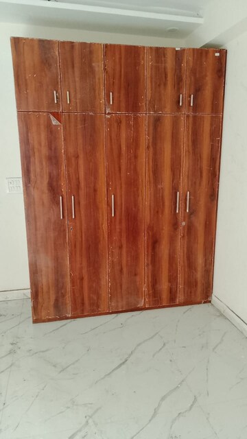 Furnished Amenities in 2 BHK Builder Floor at Bisrakh Jalalpur – for Sale