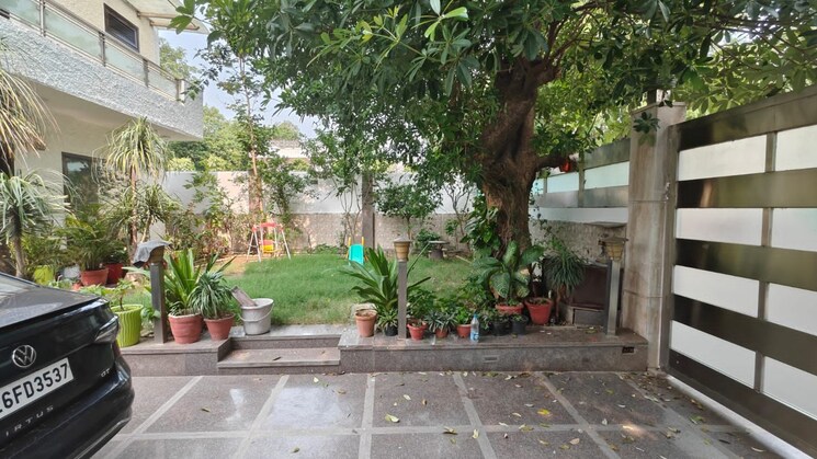 Exterior View, east punjabi bagh 5 Bedroom 570 Sq.Ft. Apartment In East Punjabi Bagh Delhi 9122726